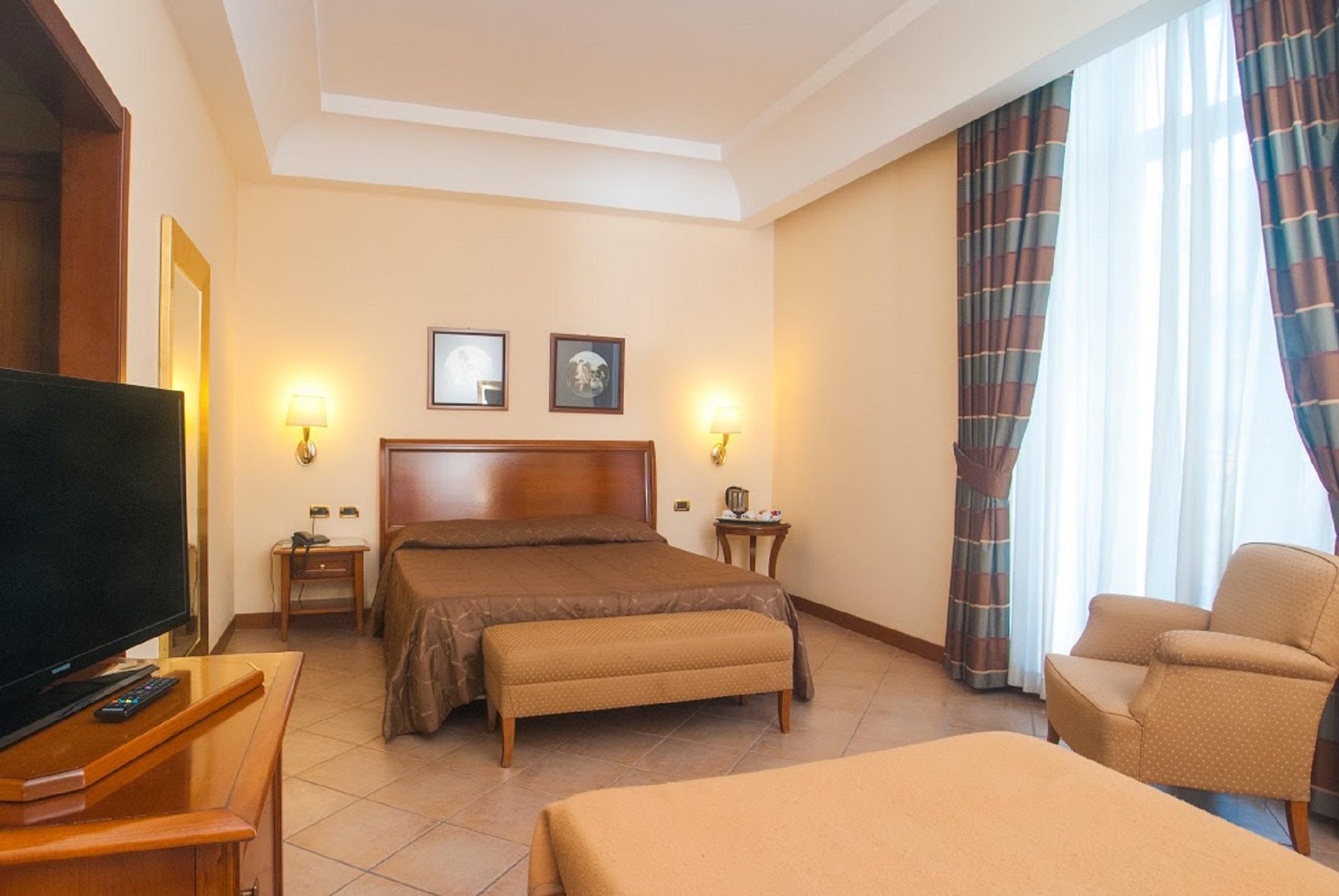 Le Cheminee Business Hotel Napoli Екстер'єр фото