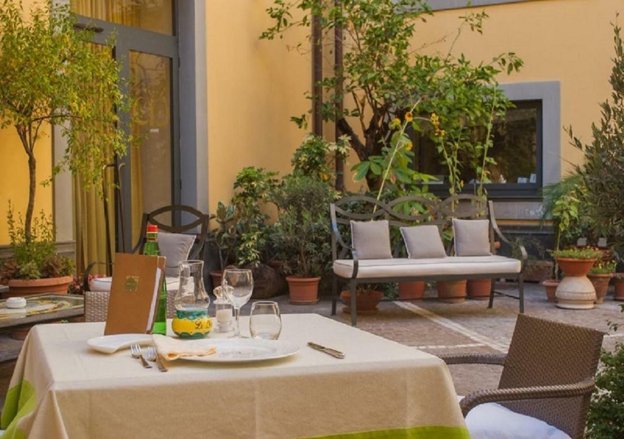 Le Cheminee Business Hotel Napoli Екстер'єр фото